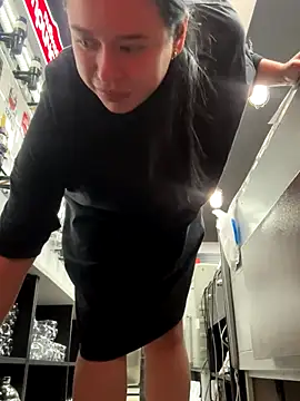 AlishaPrettyBlade online show from 11, 10, 2025