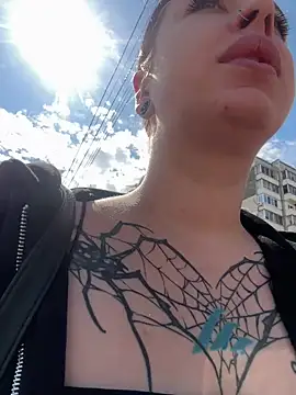 AlishaPrettyBlade online show from 31, 5, 2026