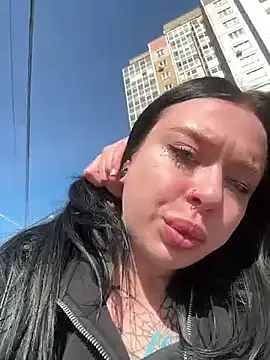 AlishaPrettyBlade online show from 16, 5, 2026
