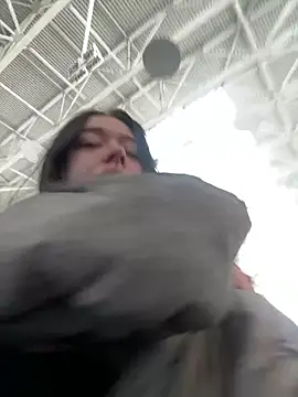 AlishaPrettyBlade online show from 11, 4, 2026