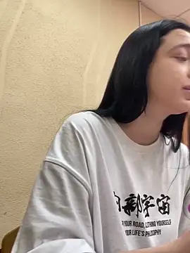 AlishaPrettyBlade online show from 21, 3, 2025