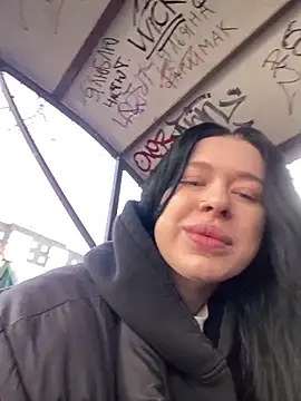 AlishaPrettyBlade online show from 19, 3, 2025