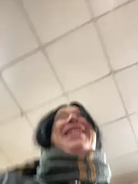 AlishaPrettyBlade online show from 4, 3, 2025