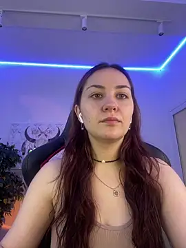 AshleySkott  online show from 14, 11, 2025