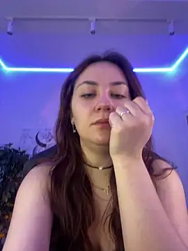 AshleySkott  online show from 9, 11, 2025