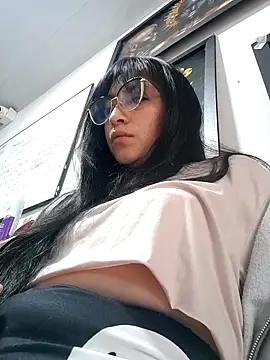 Arielle lov online show from 19, 10, 2025