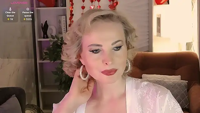 Sandra Kind online show from 5, 2, 2026