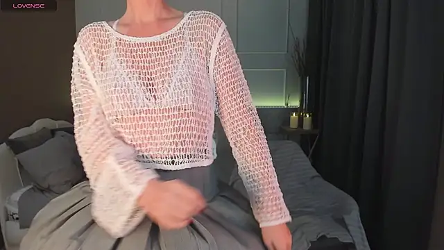 Sandra Kind online show from 6, 3, 2025