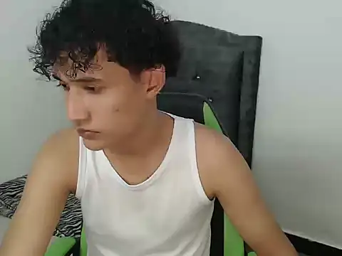 Boy coll online show from 9, 3, 2026