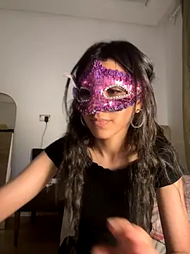 Roroo002 online show from 12, 9, 2025