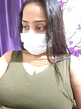 COZY ROZI online show from 22, 9, 2025