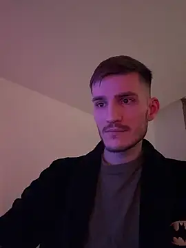 Snapshot of yoyoboy988 chatting on 13, 3, 2025 yoyoboy988 online show from 13, 3, 2025