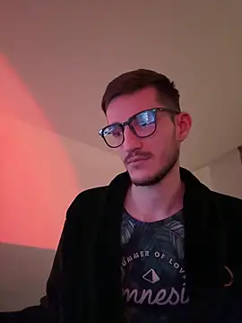 Snapshot of yoyoboy988 chatting on 1, 3, 2025 yoyoboy988 online show from 1, 3, 2025