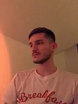 Snapshot of yoyoboy988 chatting on 19, 2, 2025 yoyoboy988 online show from 19, 2, 2025