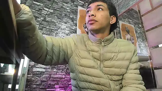 Danny Luxx online show from 23, 2, 2026