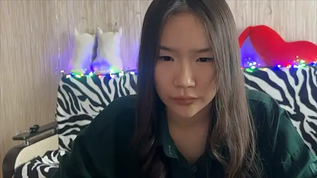 Asian Vi online show from 18, 3, 2025