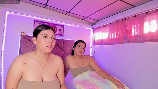 Cristal Smith20 online show from 5, 12, 2025