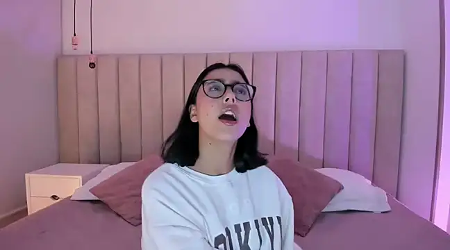 miss martiina online show from 11, 3, 2025