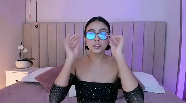 miss martiina online show from 15, 3, 2025