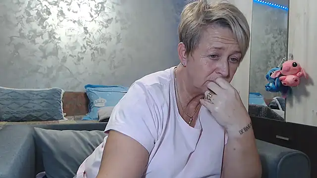 RosesandLillies online show from 8, 2, 2026