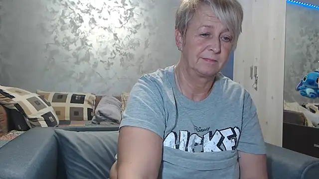 RosesandLillies online show from 18, 2, 2026