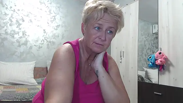 RosesandLillies online show from 13, 9, 2025