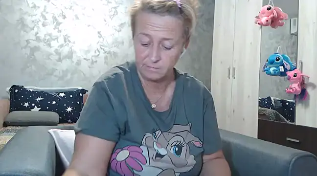 RosesandLillies online show from 14, 3, 2025