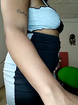 victoria roussee online show from 26, 10, 2025