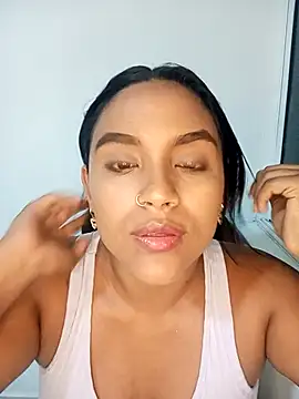 victoria roussee online show from 4, 3, 2025