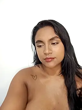 victoria roussee online show from 27, 2, 2025