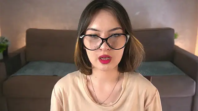 LizbethBulkley online show from 19, 2, 2025