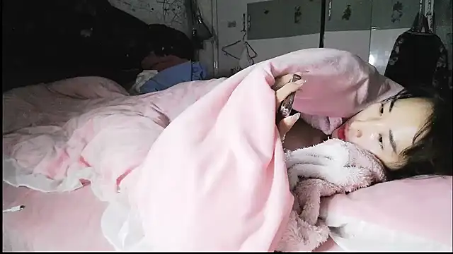 hebe-02 online show from 10, 11, 2025