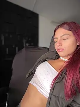 Snapshot of Emily-teen chatting on 7, 2, 2026 Emily-teen online show from 7, 2, 2026