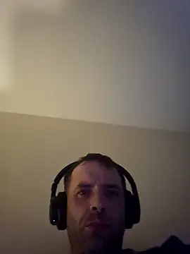 Snapshot of Nidge251 chatting on 18, 9, 2025 Nidge251 online show from 18, 9, 2025