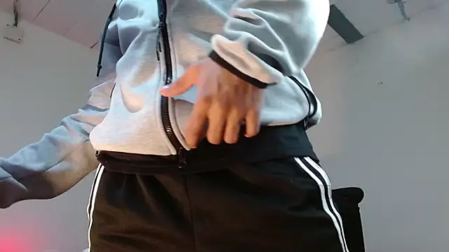 AngelHil online show from 11, 4, 2026