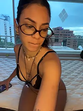 Alice surprise online show from 27, 11, 2025