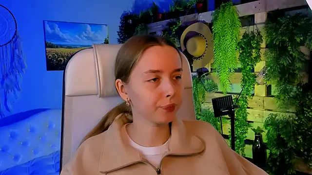 JenniferGraces online show from 6, 10, 2025