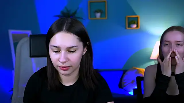 JenniferGraces online show from 10, 10, 2025