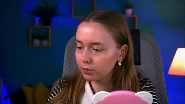 JenniferGraces online show from 8, 9, 2025