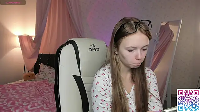 boozekirs  online show from 25, 9, 2025