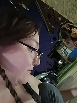 HTXBELLE online show from 15, 11, 2025