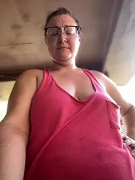 Snapshot of HTXBELLE chatting on 12, 6, 2026 HTXBELLE online show from 12, 6, 2026
