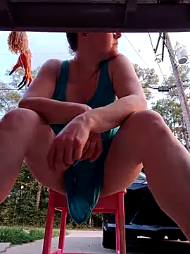 HTXBELLE online show from 7, 10, 2025