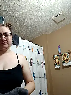 HTXBELLE online show from 25, 9, 2025