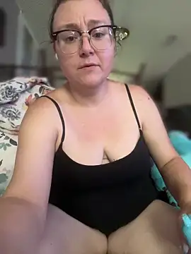 HTXBELLE online show from 10, 5, 2026