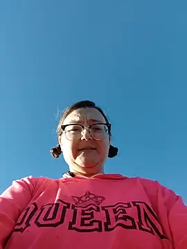 HTXBELLE online show from 10, 11, 2025