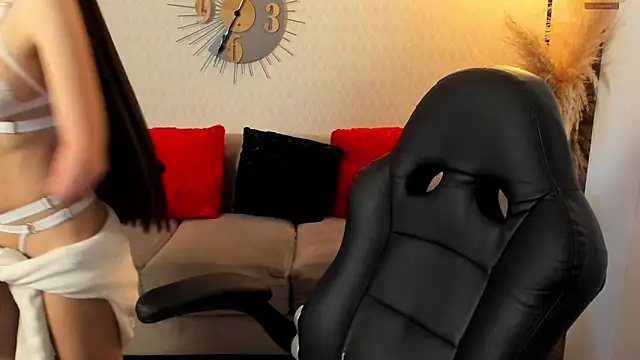 Snapshot of Kath_latorre chatting on 21, 2, 2025 Kath latorre online show from 21, 2, 2025