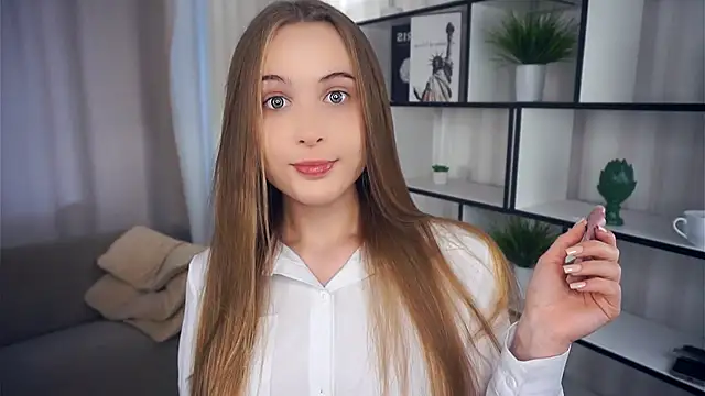 QuennaCoote online show from 2, 10, 2025