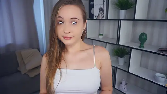 QuennaCoote online show from 3, 10, 2025