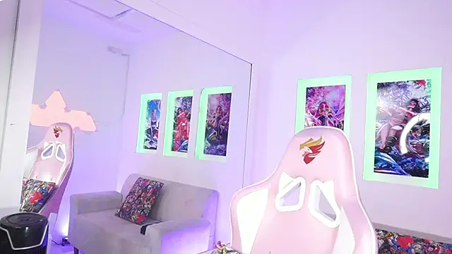 SaharaKramer online show from 10, 3, 2025